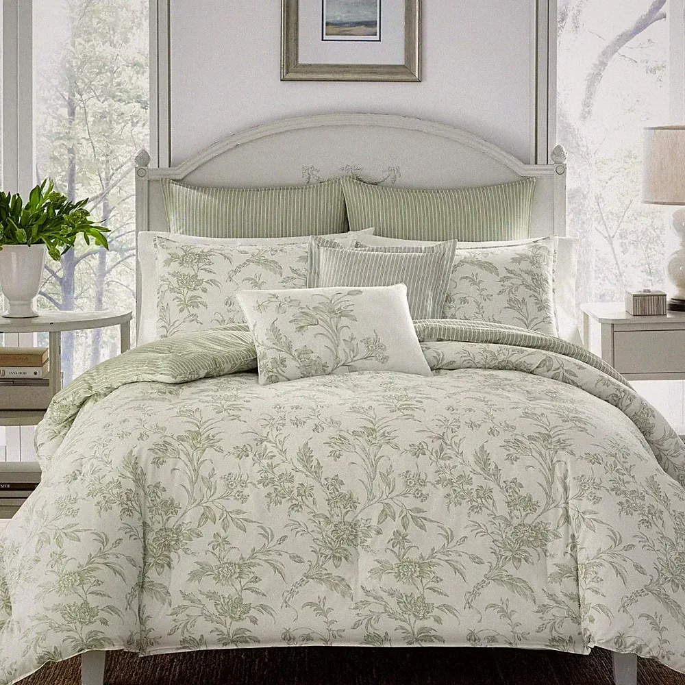 Green Natalie Comforter Set (Full/Queen) - Laura Ashley