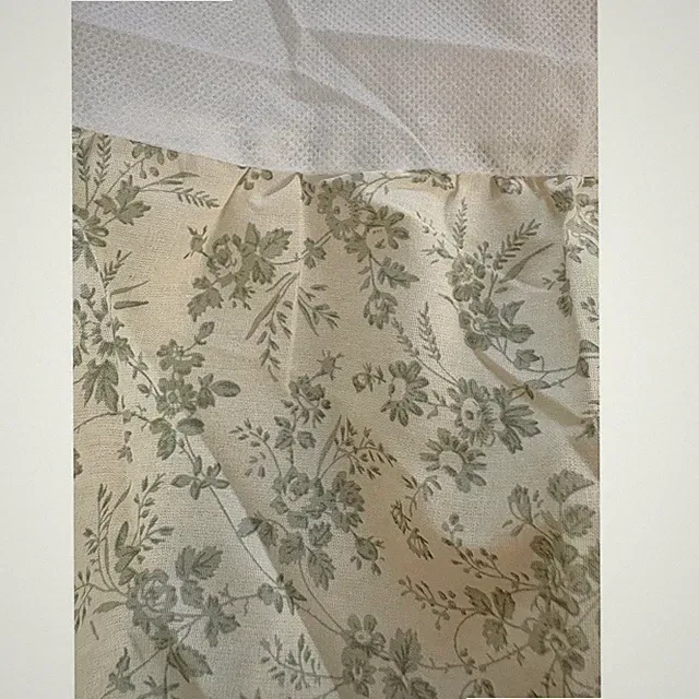 Laura Ashley Bedskirt Miranda Gray Green Cottage Floral Full/Qn 14" Drop New