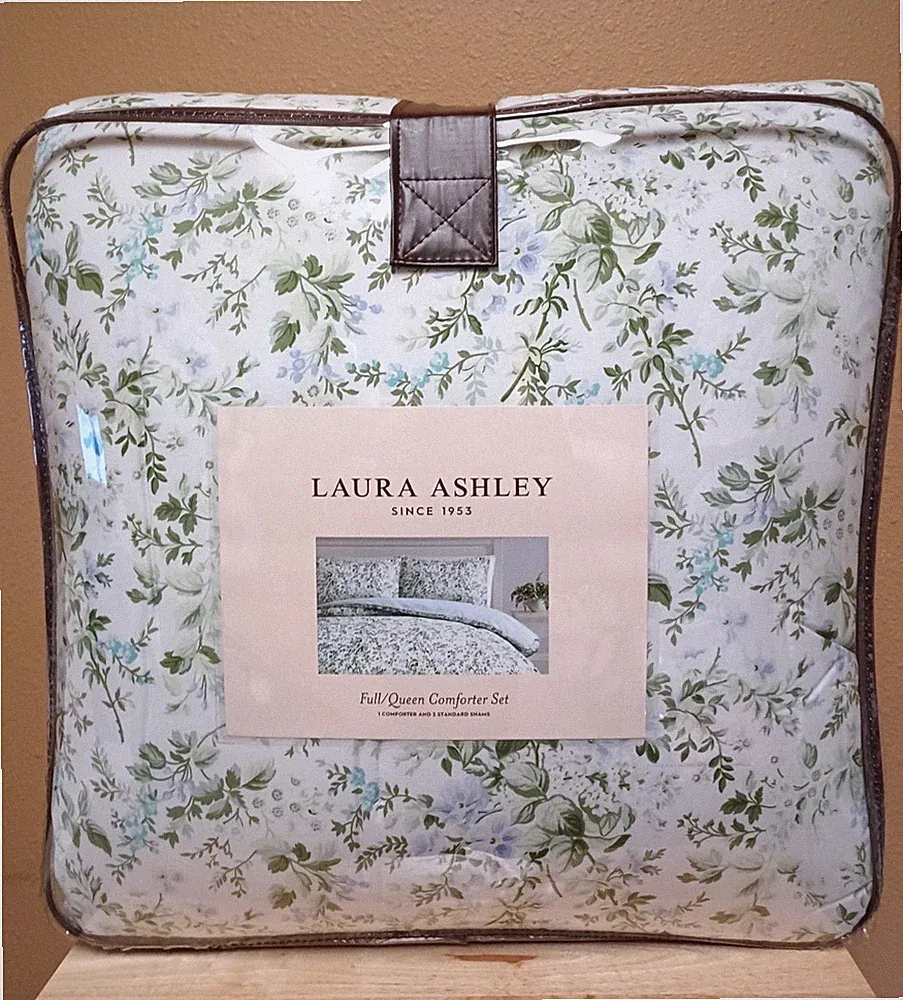 Laura Ashley Country Meadow Green/Blue Floral 3p Full/Queen Comforter &Shams Set