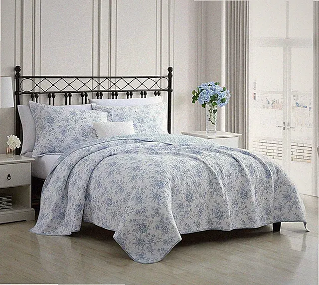 Laura Ashley - Full/Queen Quilt Set, Reversible Cotton Bedding with Matching Sha
