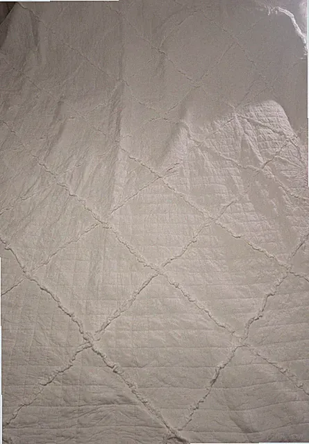 Laura Ashley White Ruffle Diamond Pattern Queen Size Quilt